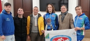 L’amministrazione comunale di Morro d’Oro ha celebrato l’Atletica Vomano e l&#039;ascolano Stefano Massimi per i successi sportivi