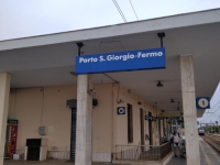 Tenta il suicidio sui binari, salvato dalla Guardia di Finanza