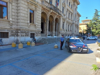 Inizio dell'anno scolastico, controllo dei Carabinieri di Teramo