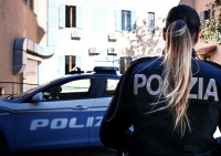 Poliziotta aggredita da extracomunitario, intervento di chirurgia ricostruttiva ad Ancona