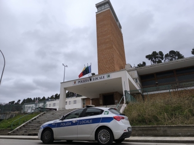 Ascoli Piceno - Sequestri di droga e denunce, controlli della Polizia Locale a Carnevale