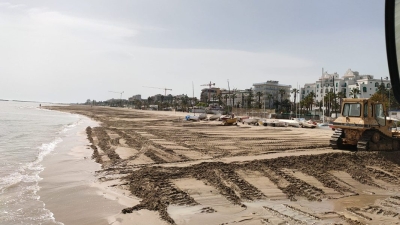 Pulizia spiagge nella notte tra il 23 e il 24 agosto