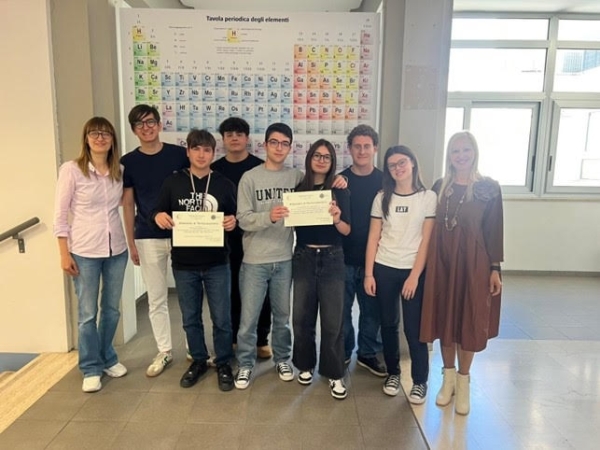 ALESSANDRO D’ORAZIO MEDAGLIA D’ORO E DI BRONZO NEI CAMPIONATI DI FISICA E MATEMATICA