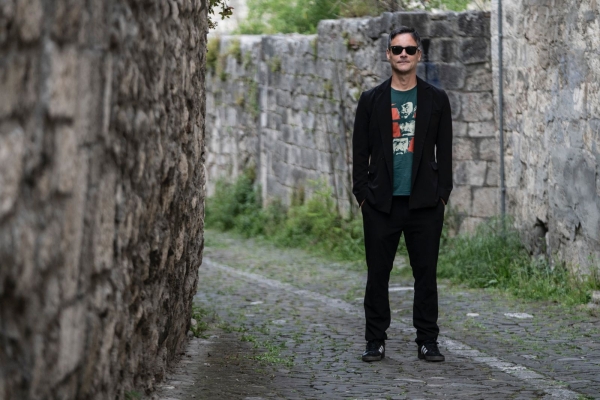 Ascoli Piceno - "Gli alberi non scappano", è uscito l'atteso nuovo libro dell'ascolano Luca Capponi