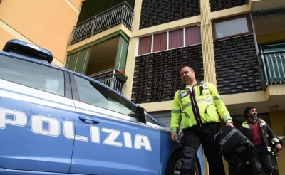 Ancona, il corpo di un uomo trovato in casa in un lago di sangue