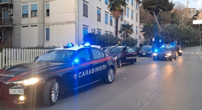 Carabinieri di Giulianova, esecuzione di sette perquisizioni domiciliari a carico di altrettanti minori