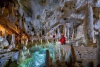 “Dalle Grotte di Frasassi alle grotte del mondo” in mostra ad Ancona le fotografie di Paolo Petrignani