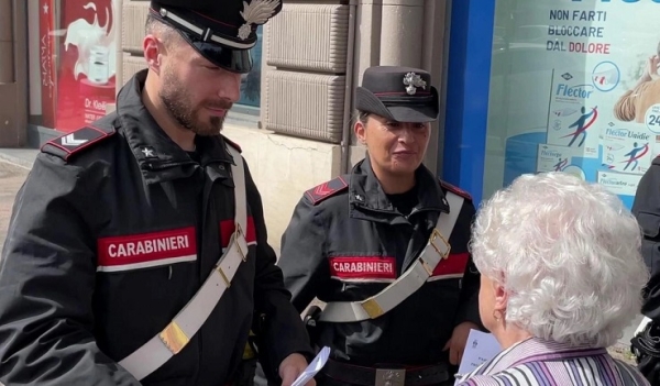 Finto carabiniere sottrae 7.200 euro a un'anziana, arrestato