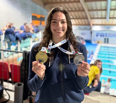 La sambenedettese Elena Capretta vince la medaglia d’oro nei 100 farfalla ai campionati italiani assoluti di nuoto in vasca corta