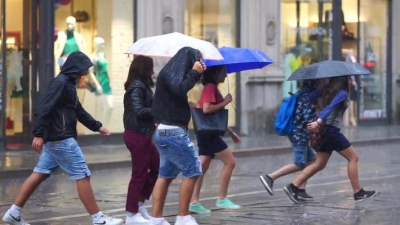 Meteo, nuova allerta gialla per temporali sulla costa
