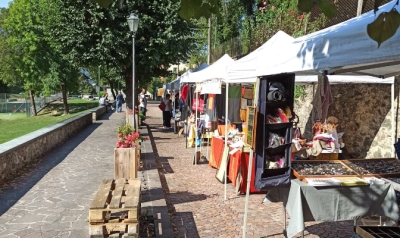 Avviso per mercatini sul lungomare e in balconata