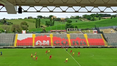 Serie D: scontro durante partita, giocatore in ospedale