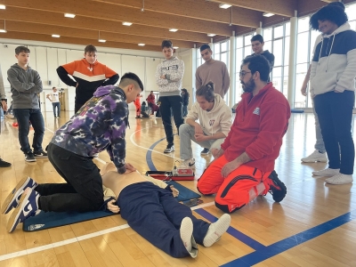 Anpas Marche: gli studenti di LifeGenZ in piazza ad Ancona domenica 11 per formare i cittadini sulle manovre di primo soccorso