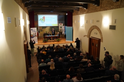 “VAL DI FIASTRA, PAESAGGI E CIVILTÀ DEL FARE”: PRESENTATO A LORO PICENO IL PROGETTO FINANZIATO CON IL BANDO “BORGO ACCOGLIENTE”