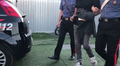 Revenge porn ed estorsione, i Carabinieri arrestano due ragazzi