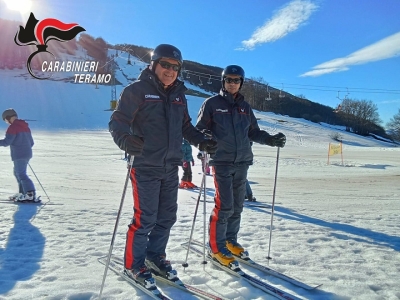 Cinque Carabinieri specializzati “sciatori” in servizio nel comprensorio sciistico di Monte Piselli